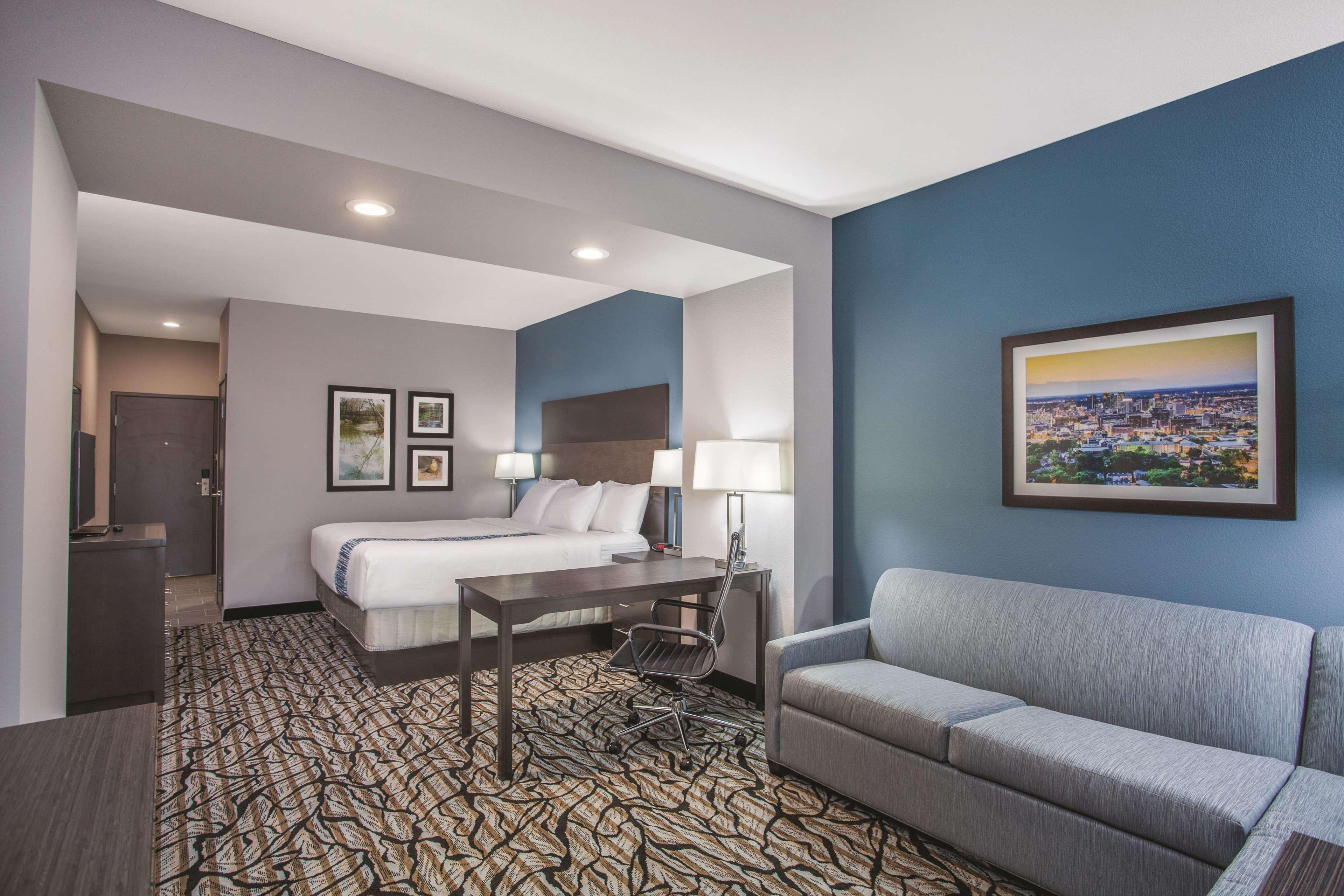 Hotel La Quinta By Wyndham 3*